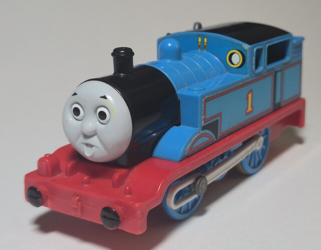 2005 europe face_variation motor_road_&_rail north_america power_car thomas thomas_the_tank_engine tomy toy train // 3114x2421 // 1.3MB